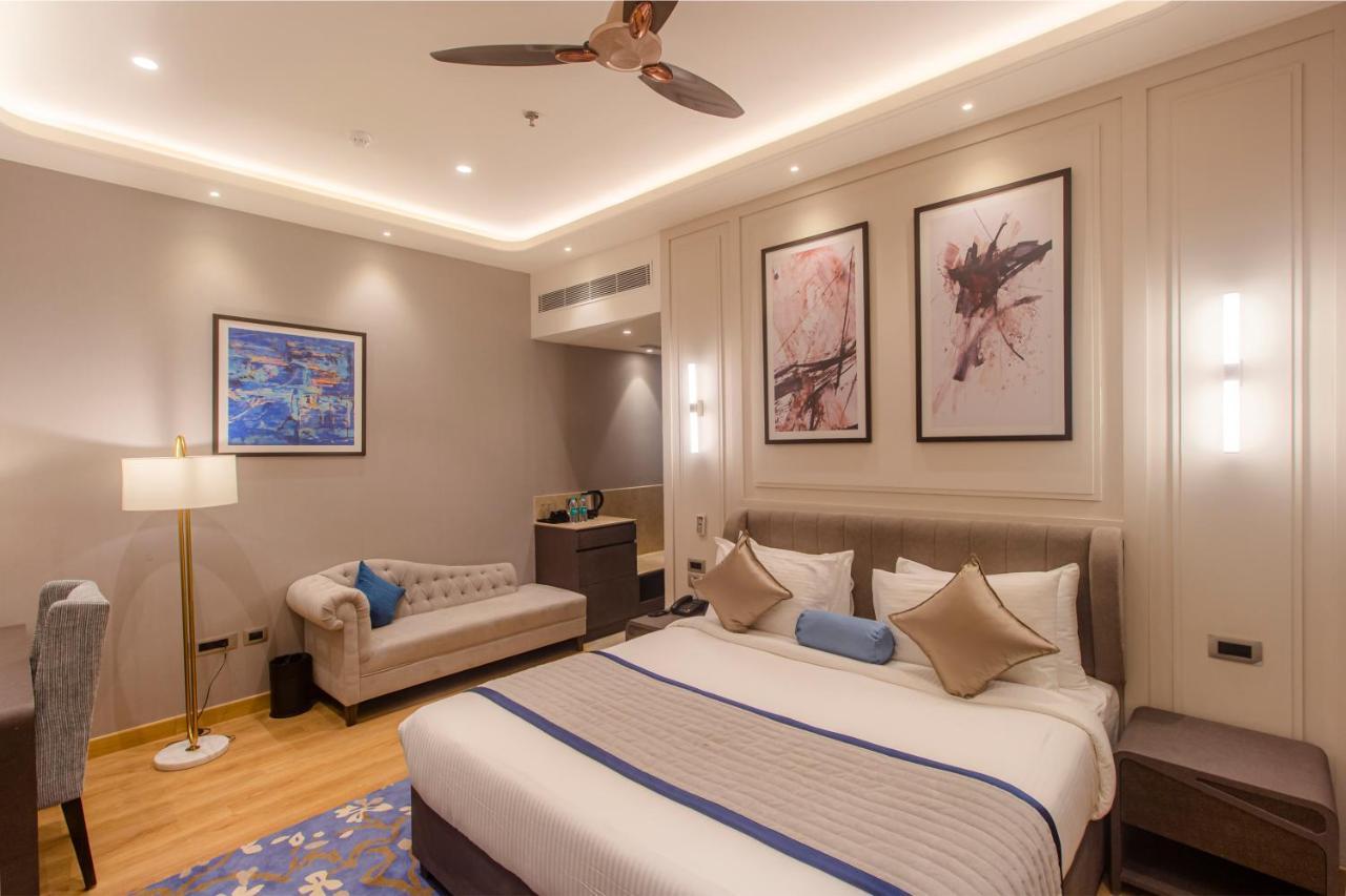 Hotel The Cove Wing Panchkula Zewnętrze zdjęcie