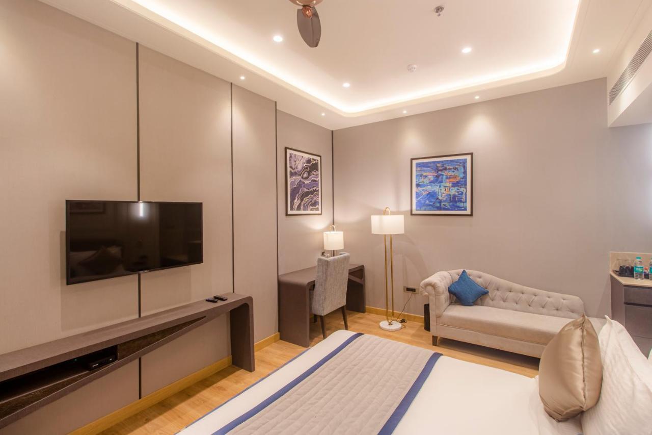 Hotel The Cove Wing Panchkula Zewnętrze zdjęcie