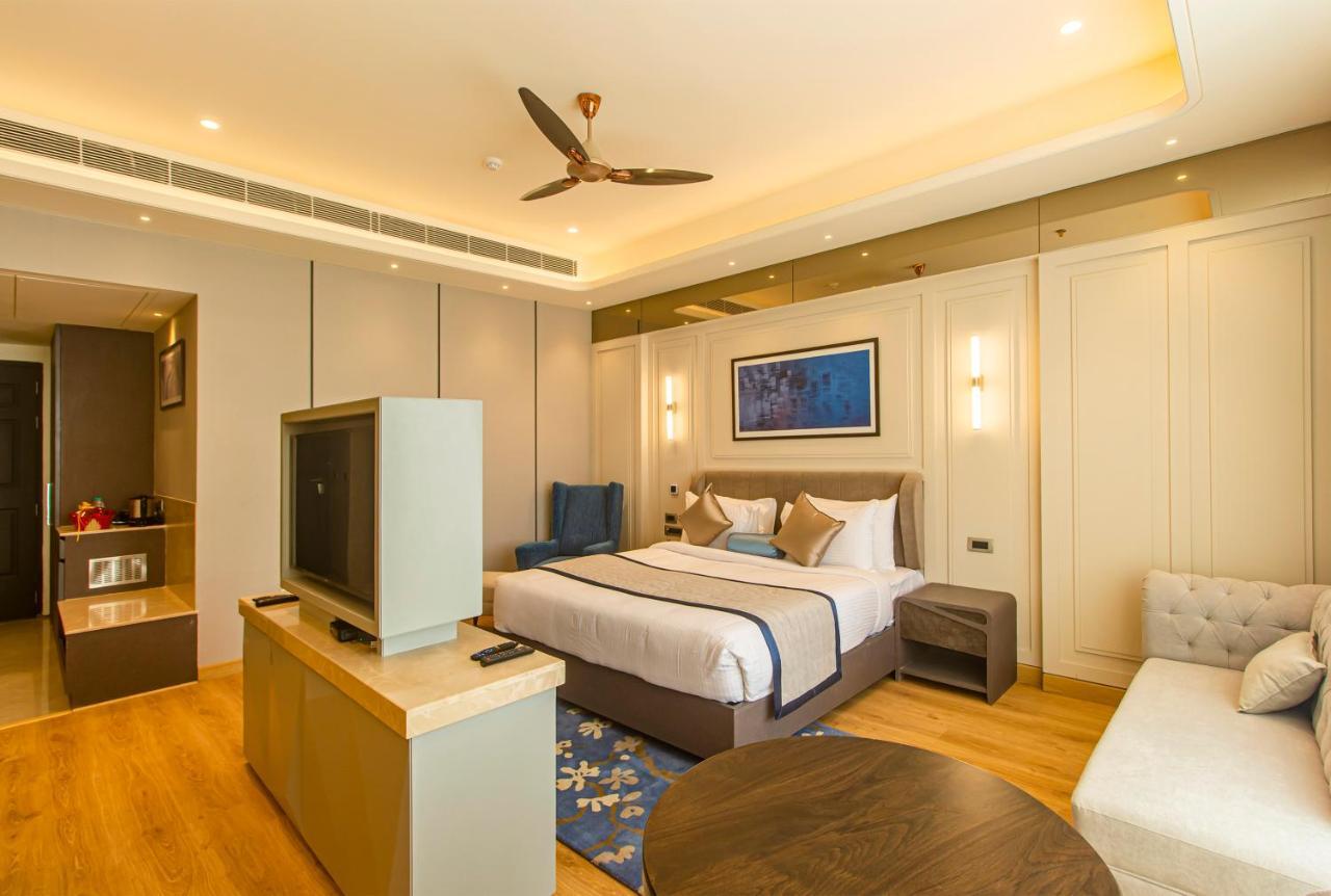 Hotel The Cove Wing Panchkula Zewnętrze zdjęcie